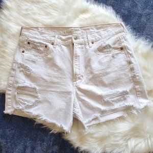 American Eagle White Denim High Waisted 90s Boyfriend Short